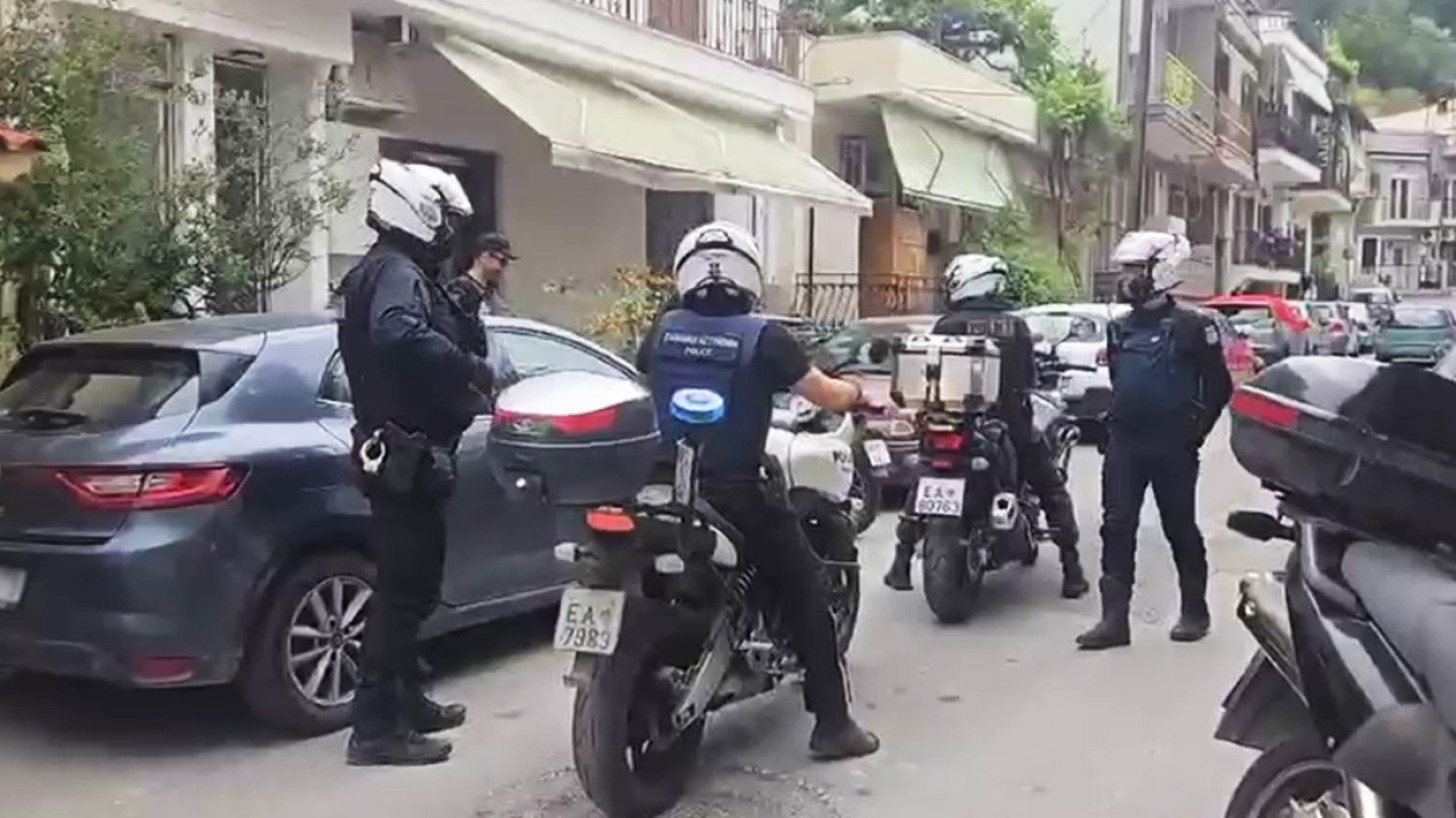 13 ανήλικοι ανάμεσα στους συλληφθέντες ακροδεξιάς οργάνωσης στη Θεσσαλονίκη